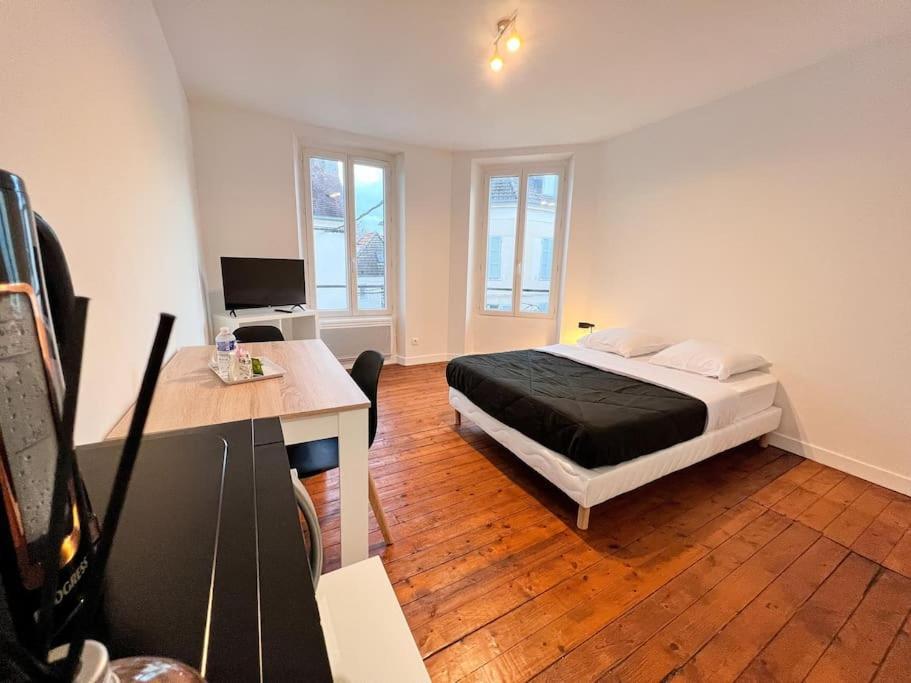 Appartement Maciet 4- Centre Ville Meaux-Gare-Disney Buitenkant foto
